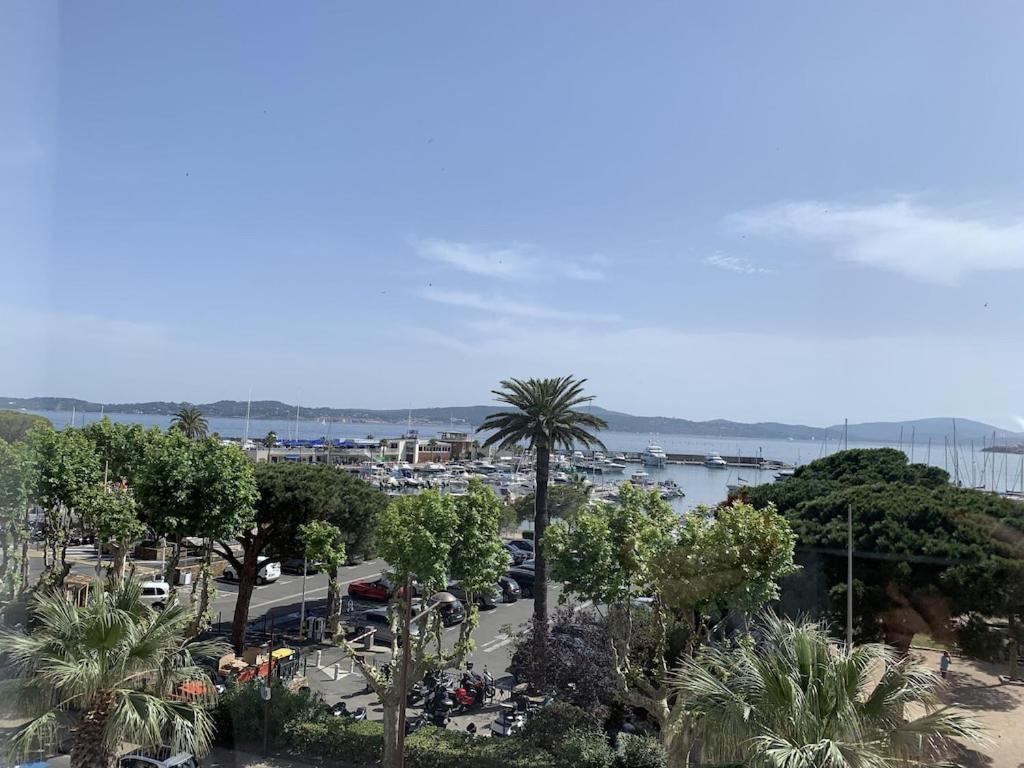 Maison De Village Renovee Avec Vue Exceptionnelle Sainte-Maxime